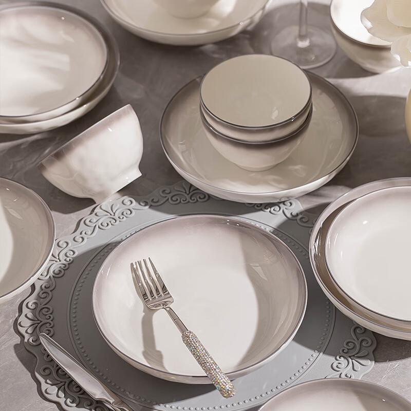 Panlu 30-Piece Underglaze Ceramic Dinnerware Set for 6