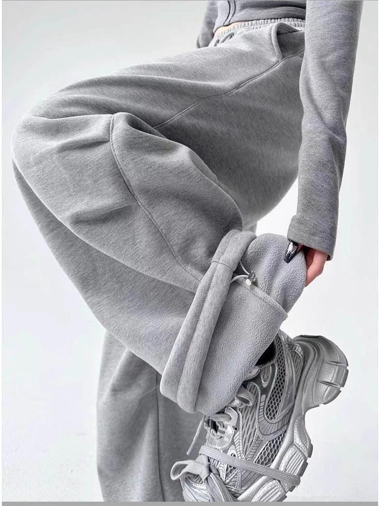 Pantaloni de trening gri cu croială dreaptă pentru femei - Primăvara 2025 - Largi, Casual, Design cu picior lat în stil Cargo