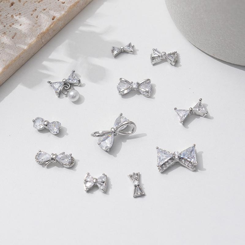 

LZ Luxury Zircon Nail Art: Shiny, Color-Retentive Bow Jewelry (Pack of 20)