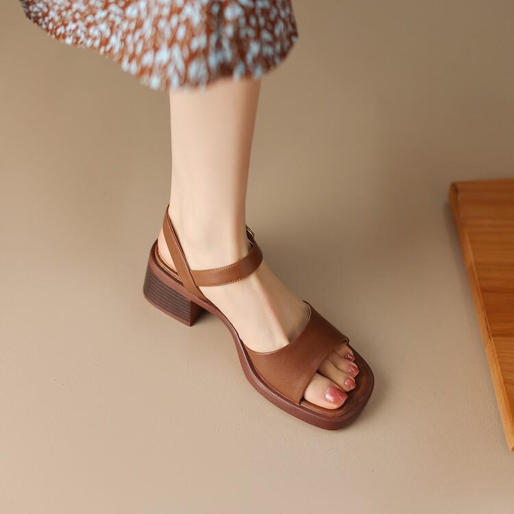 

Summer new French square head Roman thick heel sandals women s retro style word with open toe high heels brown 40 коричневий
