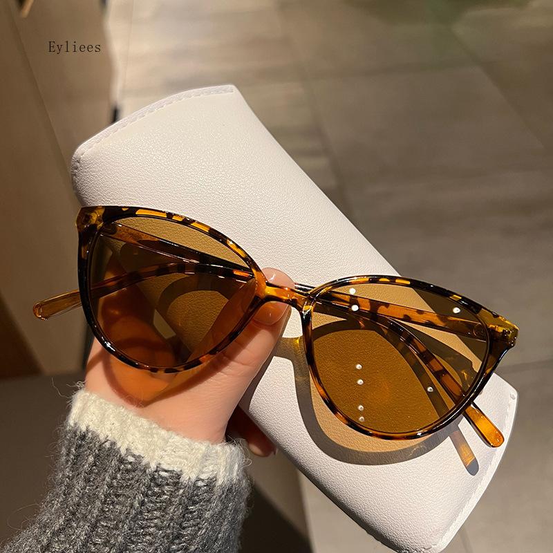 Retro Katzenaugen Ultraleichte Sonnenbrille Trendige Personalisierte Damen TR90 Sonnenbrille UV-Beständig Reise Outdoor Sonnenbrille