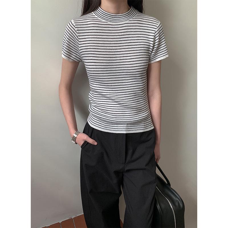 CLEAN SPACE Women's Wool Blend Knitted T-Shirt, Spring 2025 Collection, Short Sleeve, Thirteen Rows Design