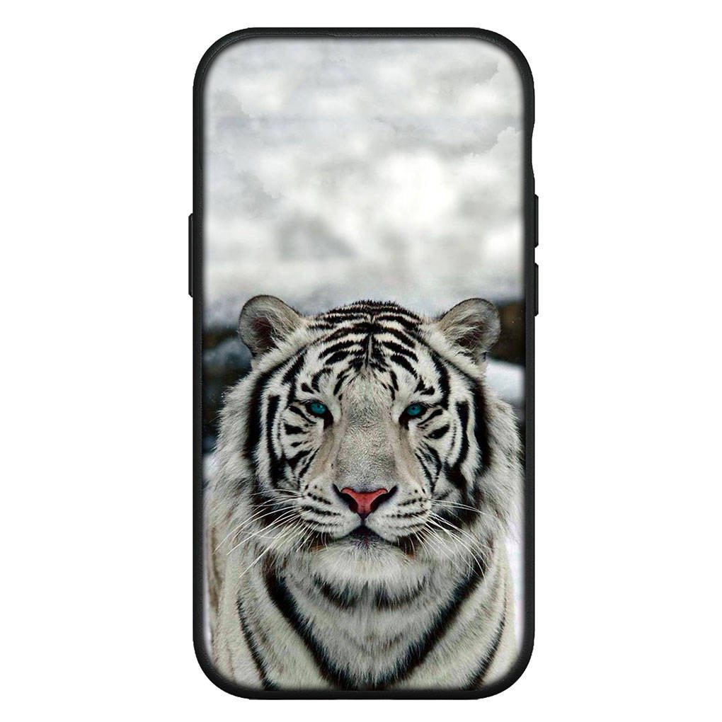 for iPhone 16 15 X XR Samsung Galaxy S24 S23 Plus Xiaomi Redmi Note 13 12 11 Pro Max 9 10 14 13COPPO Huawei Cover Wallpaper Africa Tiger Phone Case