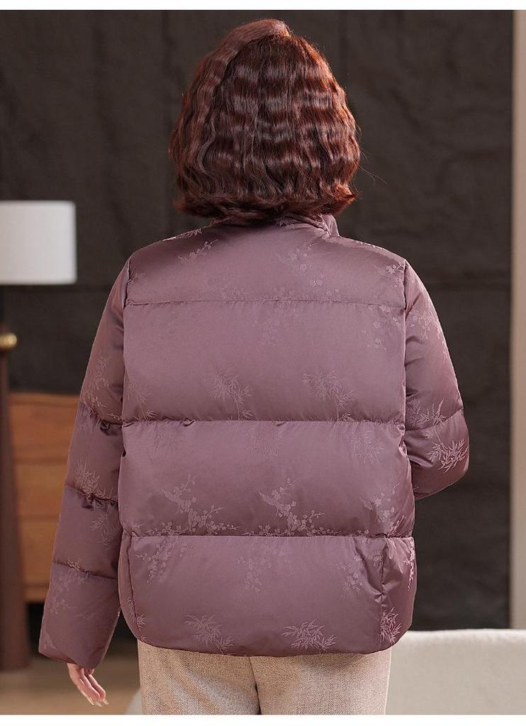 Petite Mother-in-Law Red Winter Down Jacket: Warm, Thickened Coat for Middle-Aged and Elderly Women