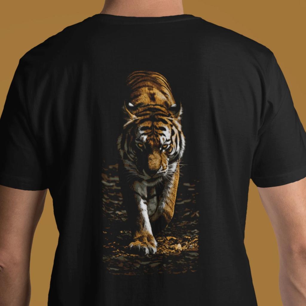 Wildtier Unisex T-Shirt - Streifender Tiger Tee - Motiv auf dem Rücken - Großkatze