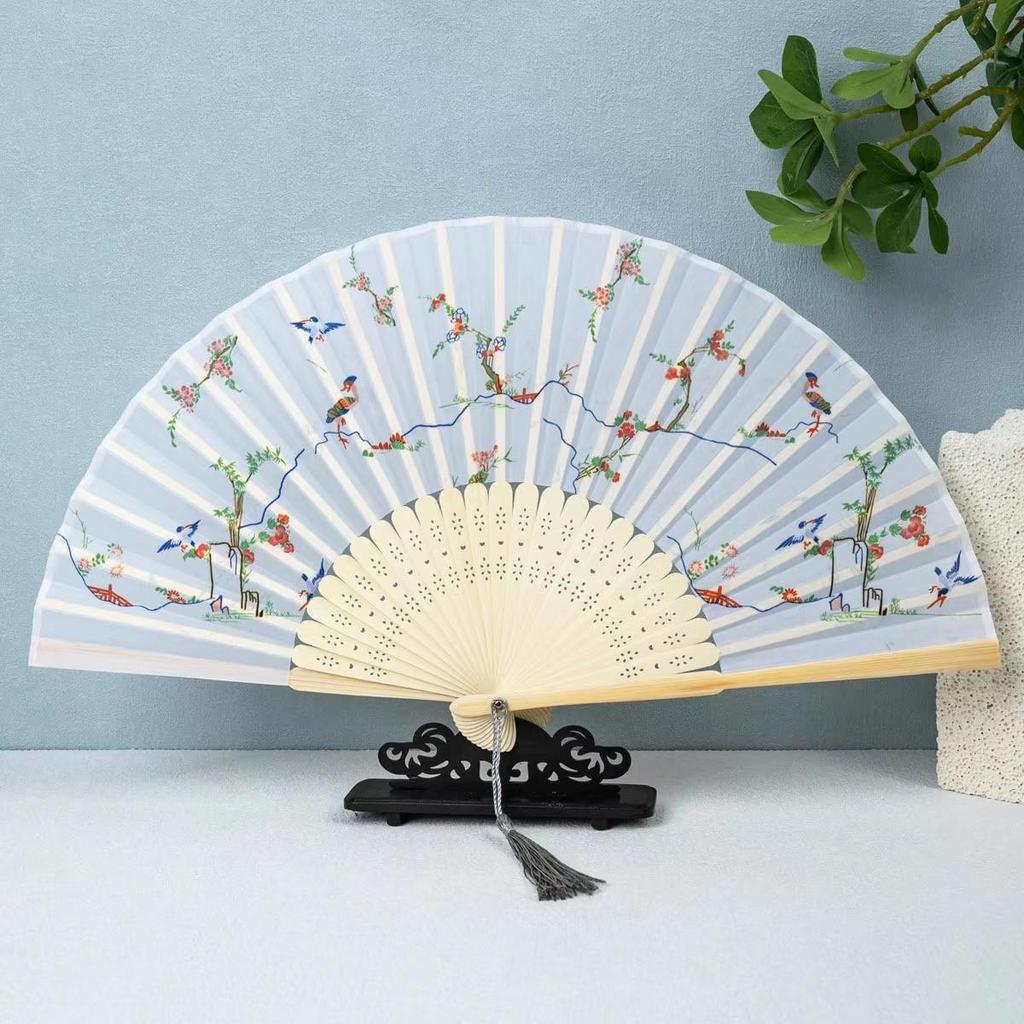 Er Qing Ancient Chinese Hanfu Dance Fan: Portable Silk Fan for Women