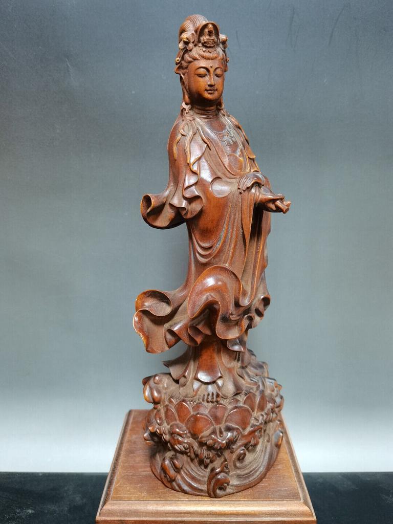 China Antique Decor Wooden Kwan Yin Statue Carved Boxwood Figures Sculpture Art