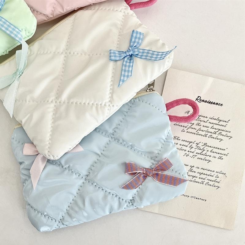 Polyester Bowknot Cosmetic Pouch Versatile Portable Organizers for Travel and Daily Accessories