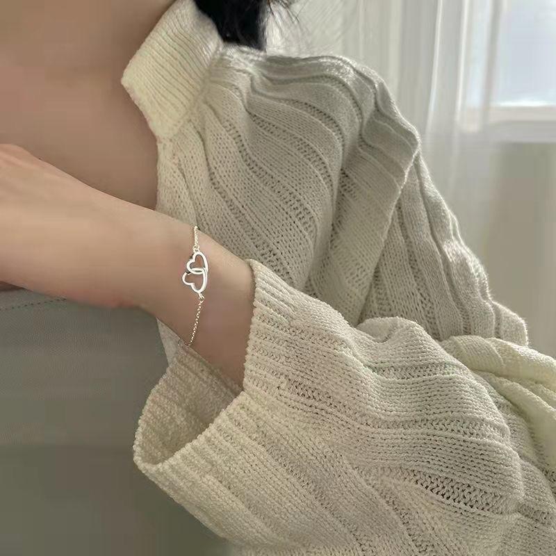 Korean Version Hollow Peach Heart Double Heart Bracelet Women's Cold Wind Simple Ins Niche Light and Thin Love Bracelet