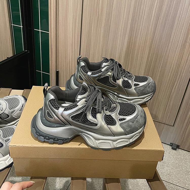 

Модные кроссовки на платформе для женщин, осенние новинки, сетчатые дышащие, нишевые повседневные нескользящие кроссовки для бега 40