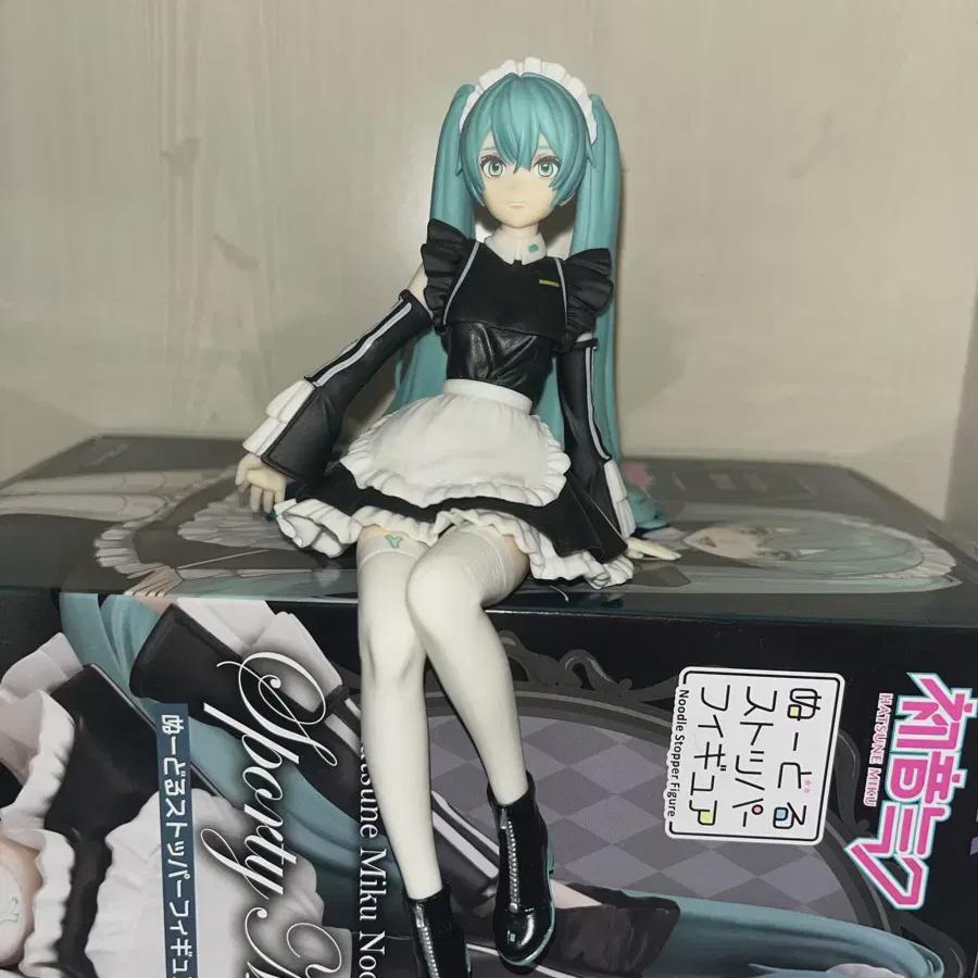 

) Пробка для лапши Hatsune Miku Maid