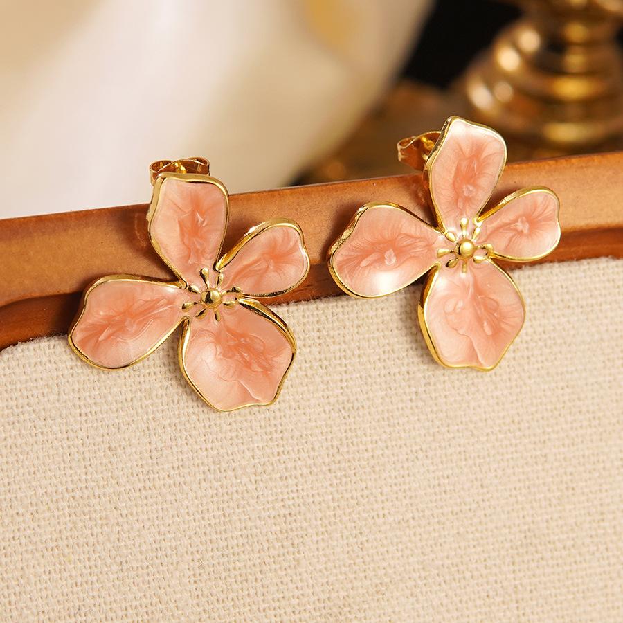 Digadagu Metal Cherry Blossom Plant Stud Earrings New Stainless Steel Women s Simple Vintage Earrings Daily Zircon Accessories красный