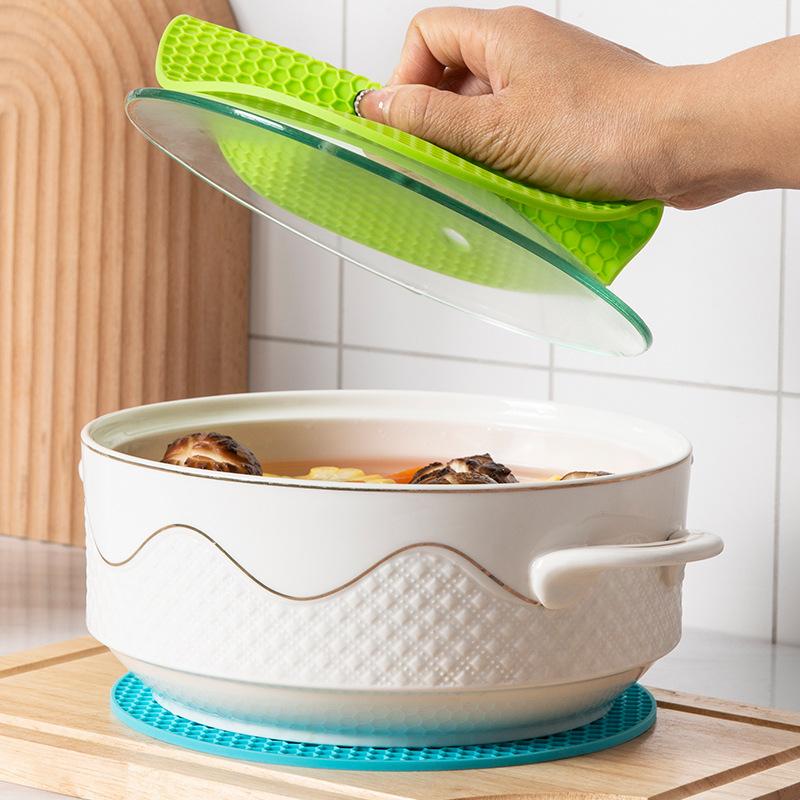 Silicone Trivet Heat Non Hot Pad for Cups Bowls Pots - Round Kitchen Counter
