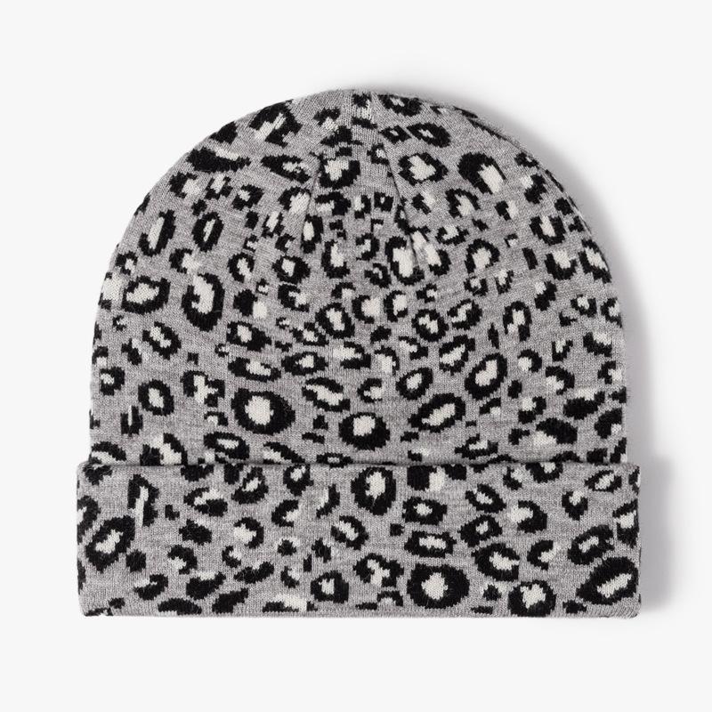 Customized Jacquard Leopard Print Acrylic Unisex Autumn Winter Retro Knitted Hat Korean Trendy Beanies One size fits all