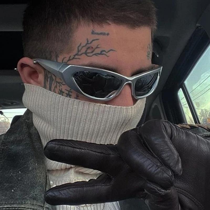 New  Punk Sunglasses Women Goggle Y2k Luxury Brand Sun Glasses 2000'S Shades Eyewear UV400 Female Designer Eyeglasses