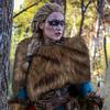 Halloween Evropský americký Viking středověký umělá kožešina cos cosplay oblek plášť šála plášť