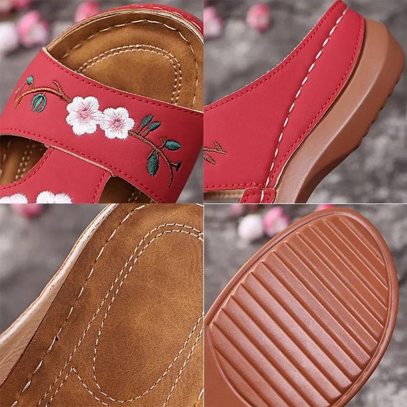 Summer Woman's Slippers Fashion Embroider Flowers Sandals Women Comfortable Wedge Beach Shoes Peep Toe Women Sandalias de mujer