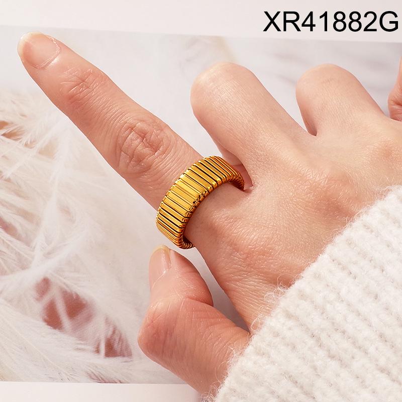 Elegant Gold-Plated Titanium Steel Ring for Women - Versatile Light Luxury Jewelry