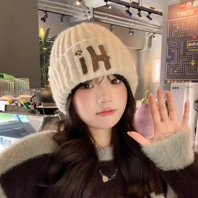 Letter knitted hat women's autumn and winter big head circumference thickened warm ear protection cold hat student outdoor versatile wool hat