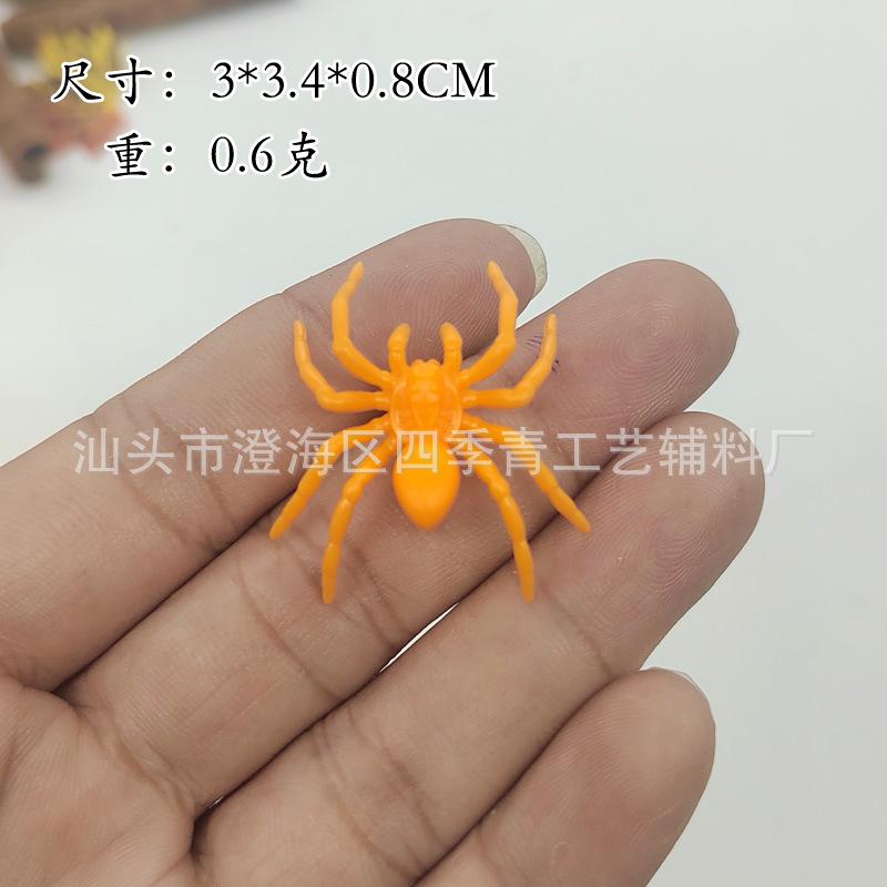 Fake Spiders Can Be Mixed with Halloween Layout Props Mini Little Spiders Trick Simulation Spoof
