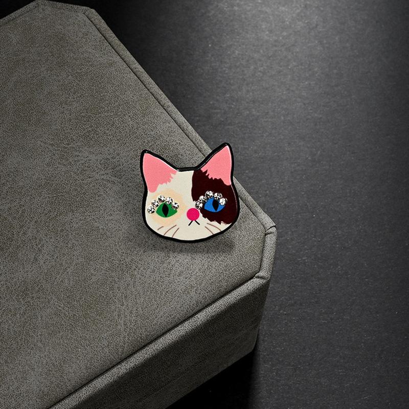 1Pc Corsage Exquisite Sweater Pin Petite Acrylic Cartoon Colorful Cat Brooch Diamond inlaid