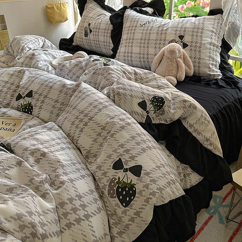 Small Fresh Pure Cotton Four-piece Set Lace Korean Version Princess Style Washed Cotton Bed Skirt Quilt Cover Cream Style Bedding