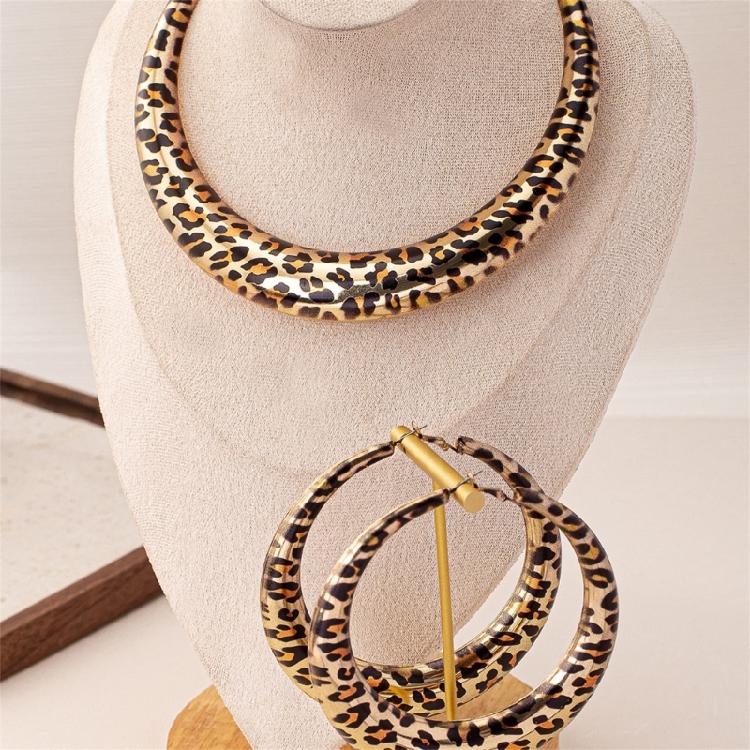 Alloy Leopard Print Earring And Necklace Set Unique Leopard Pattern Necklace Earrings Set for Everyday and Special Event