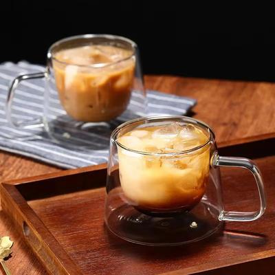 Tazze e bicchieri – Bicchieri e calici