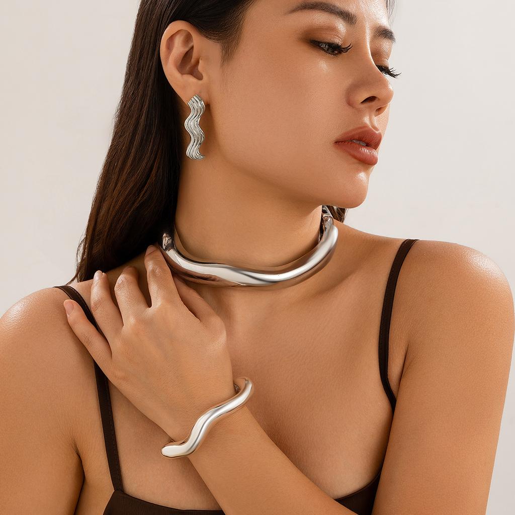 Ingemark Exaggerated Heavy Metal Wave Open Torques Choker Necklace for Women Goth Irregular Chain Grunge Jewelry Steampunk Men