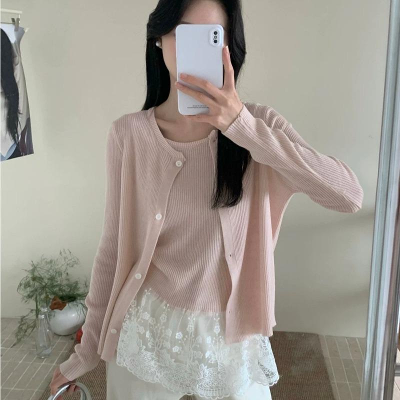 Early autumn new sweet lace splicing knitted cardigan women's gentle age-reducing vest sweater two-piece set