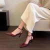 Neue Damenpumps mit Knöchelriemen, Designer, schmaler Riemen, spitze Zehenpartie, dünne niedrige Absätze, Slingbacks, Schuhe, rote Absätze, Sandalen