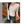 V-neck white long-sleeved T-shirt women's autumn new inner slim-fitting and thin shoulder bottoming shirt top