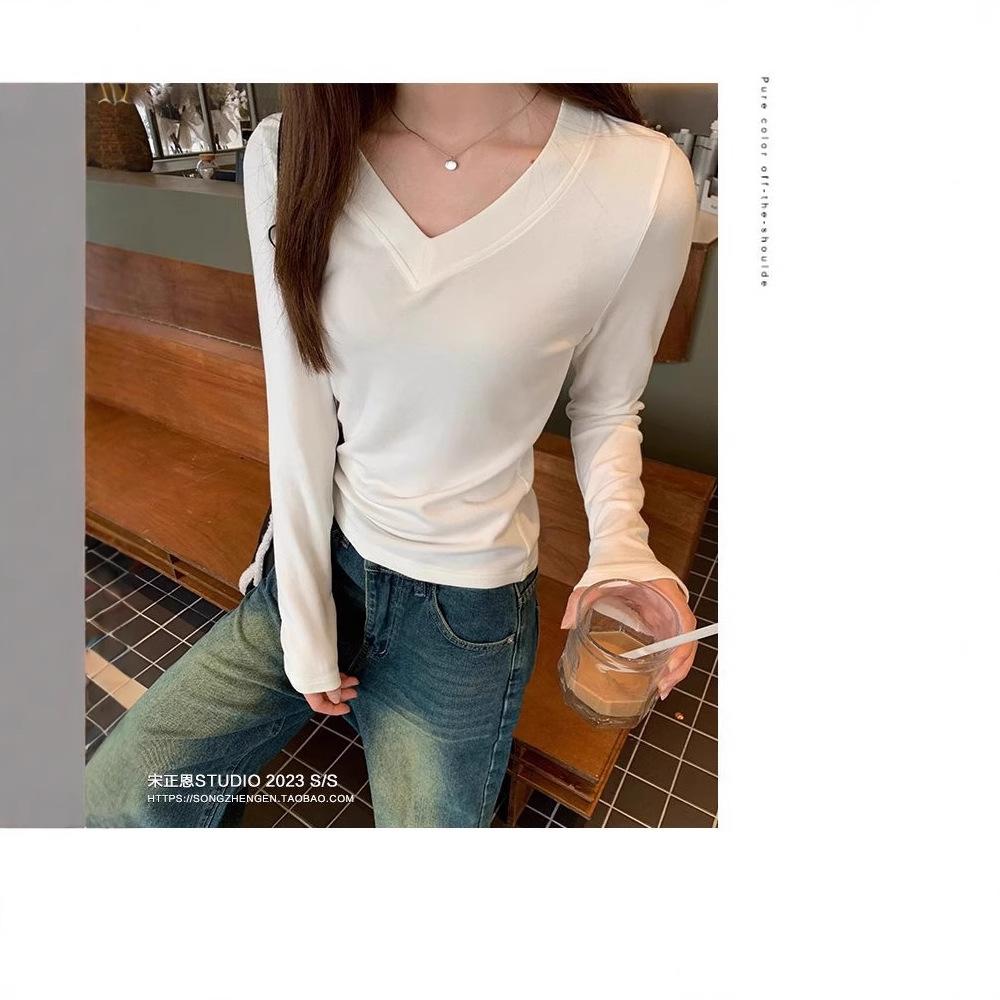 V-neck white long-sleeved T-shirt women's autumn new inner slim-fitting and thin shoulder bottoming shirt top