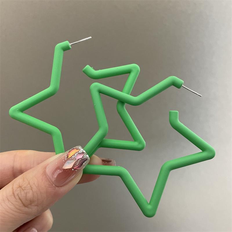 Colorful Earrings with Fluorescent Effect, Featuring Exaggerated Personality, Five-pointed Star-shaped Ear Holes, Ear Clips and Dangling Fringes.