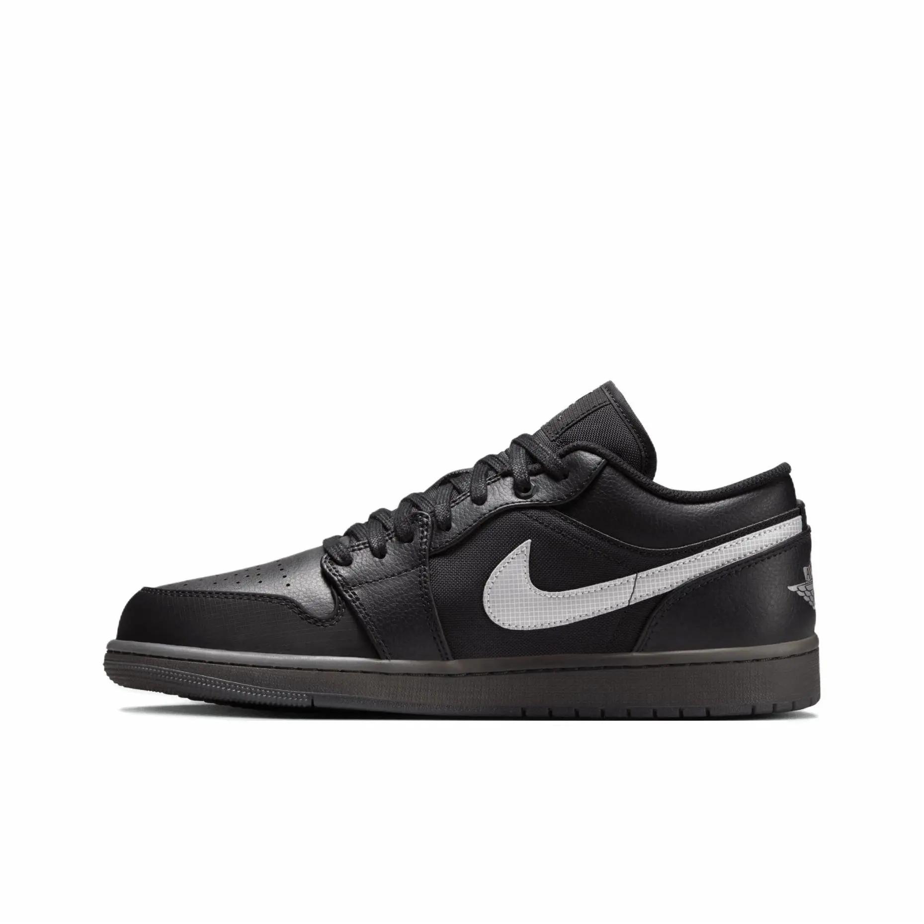 

Jordan Air Jordan 1 Slip Resistant, Abrasion Resistant, Breathable Low top Basketball Shoes Unisex Black Jordan HV5968-001 37.5
