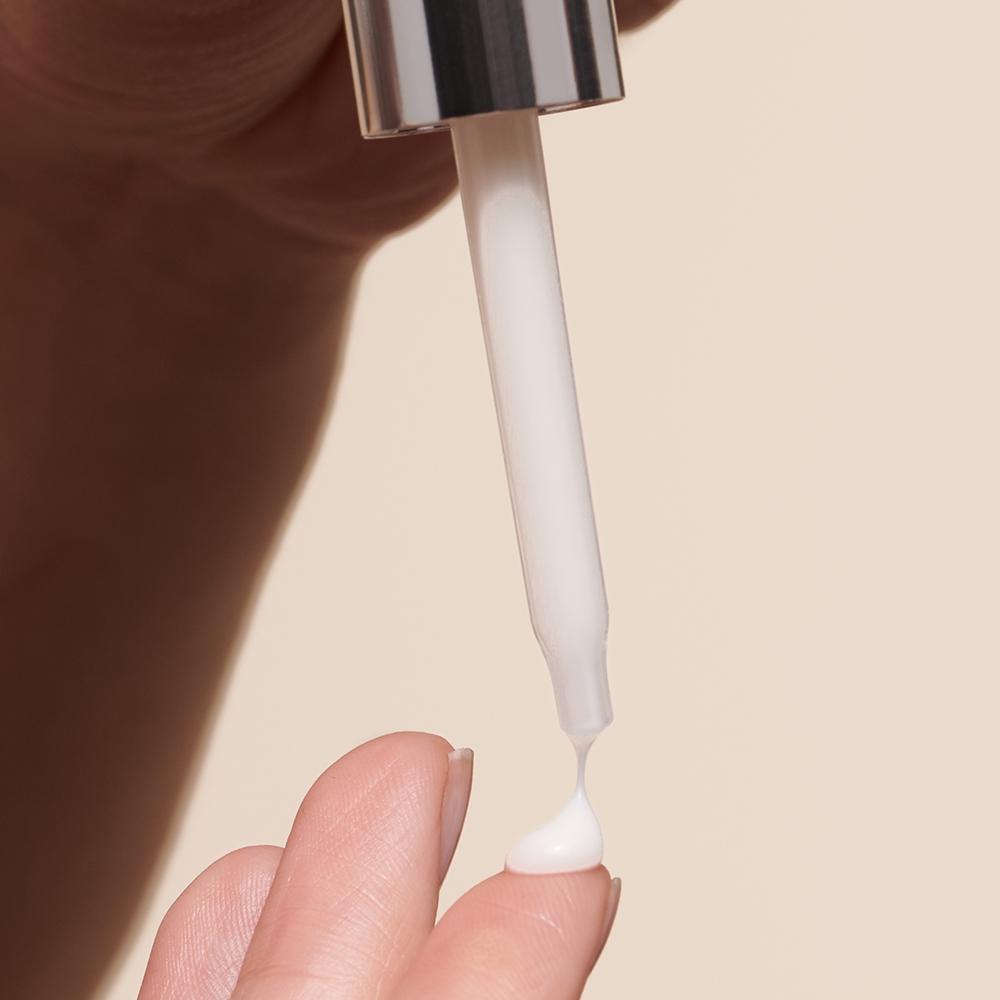 Avene Vitamin Active VaCg Serum 30ml Project  + Vitamin Cg Active Cream 2ml 3   Radiance  Antioxidant