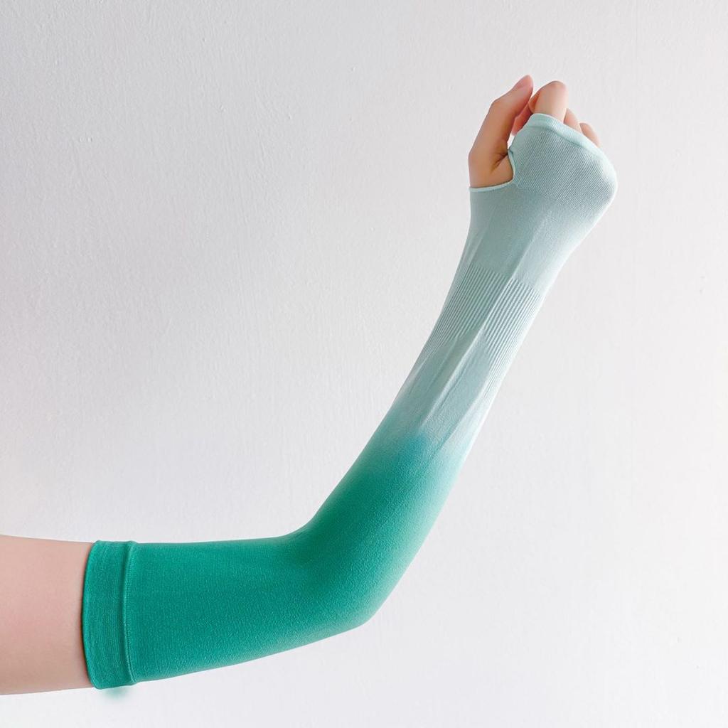Unisex Summer UV Protection Arm Sleeves Gradient Color Ice Silk Cooling Sleeves