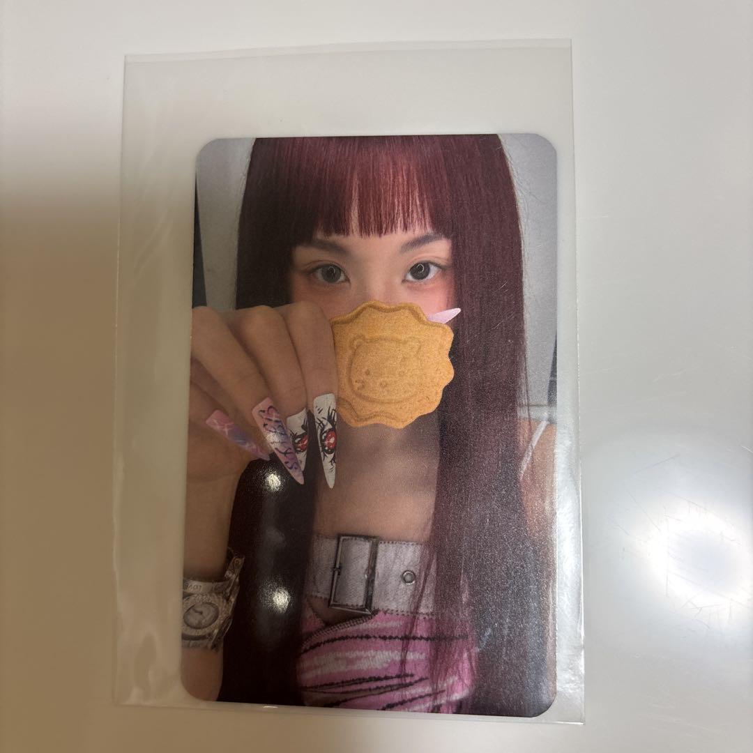 

[USED] TWICE Chaeyoung THISISFOR Soundwave Limited Trading Card