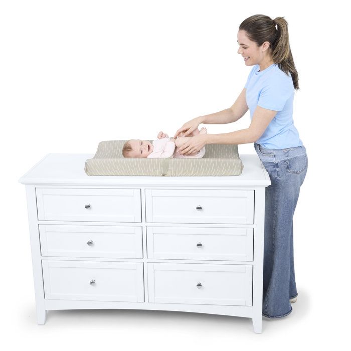 INGENUITY- Matelas a langer beige a contour réhaussé et harnais de sécurité, déhoussable