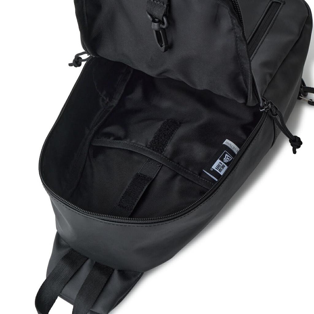 Body Bag TPU Black TPU FREE BODY BAG TPU BLK [New Era]
