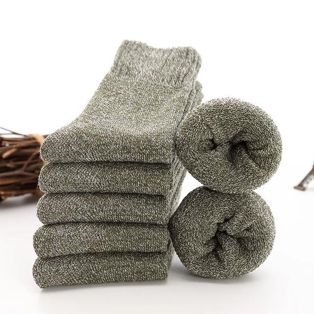 Men's Thickened Winter Wool Terry Socks - Mid-Calf, Warm, Anti-Slip, Antibacterial