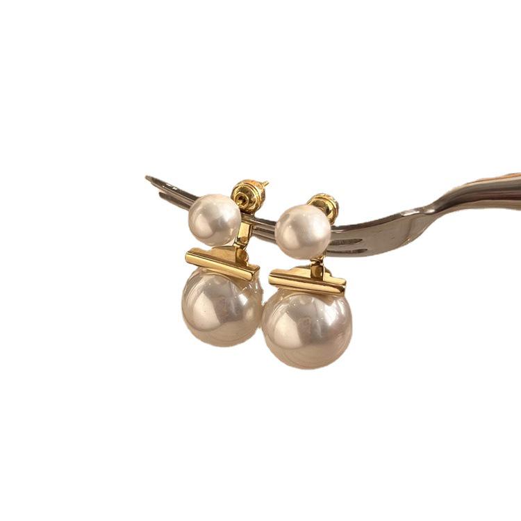 S925 Silber Französische Perlen Ohrstecker: Vielseitiger Luxus-Socialite-Schmuck für Frauen