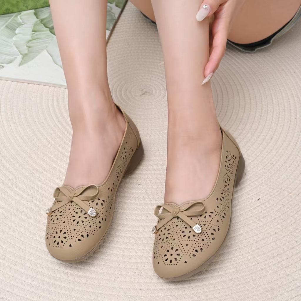 Mom shoes shallow mouth beef tendon soft sole new Doudou shoes flat bottom hollow lazy shoes round head bow breathable