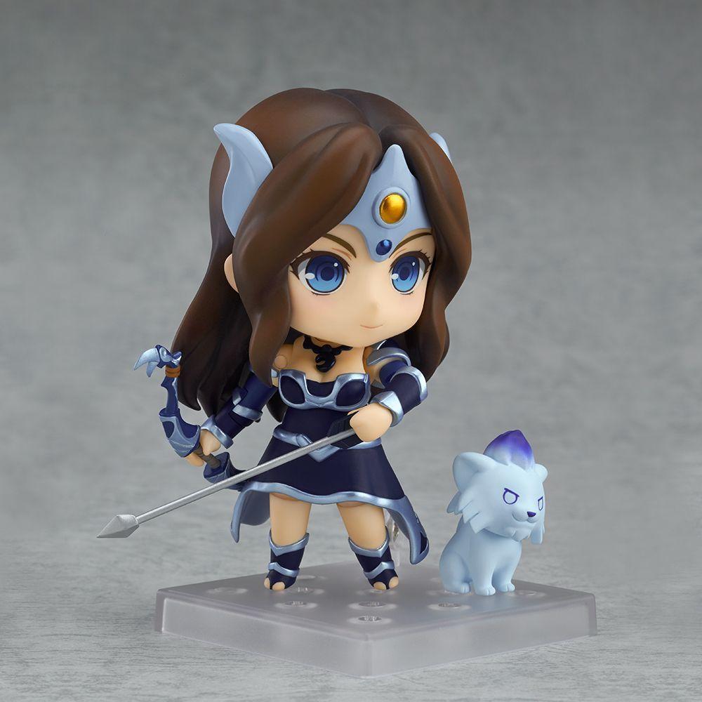 Dota2 Mirana 10cm PVC Figur mit umweltfreundlichem Material für Fans und Dekoration