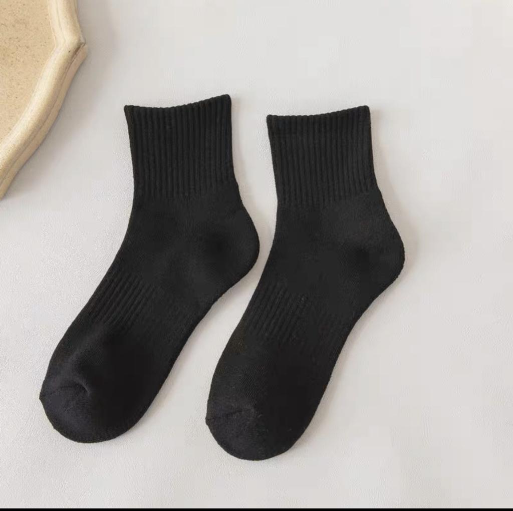 Basic Black, White And Gray Socks, Solid Color Simple Sports Cotton Socks, Comfortable And Breathable Medium Tube Socks, Stockings