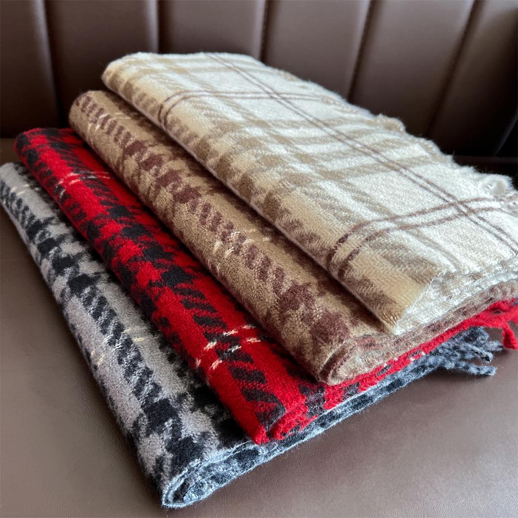 New Winter Shawl Scarves Wrap  Design Cashmere Scarf Women Warm Fashion Pashmina Femal Poncho Neckerchief Echarpe Bandana