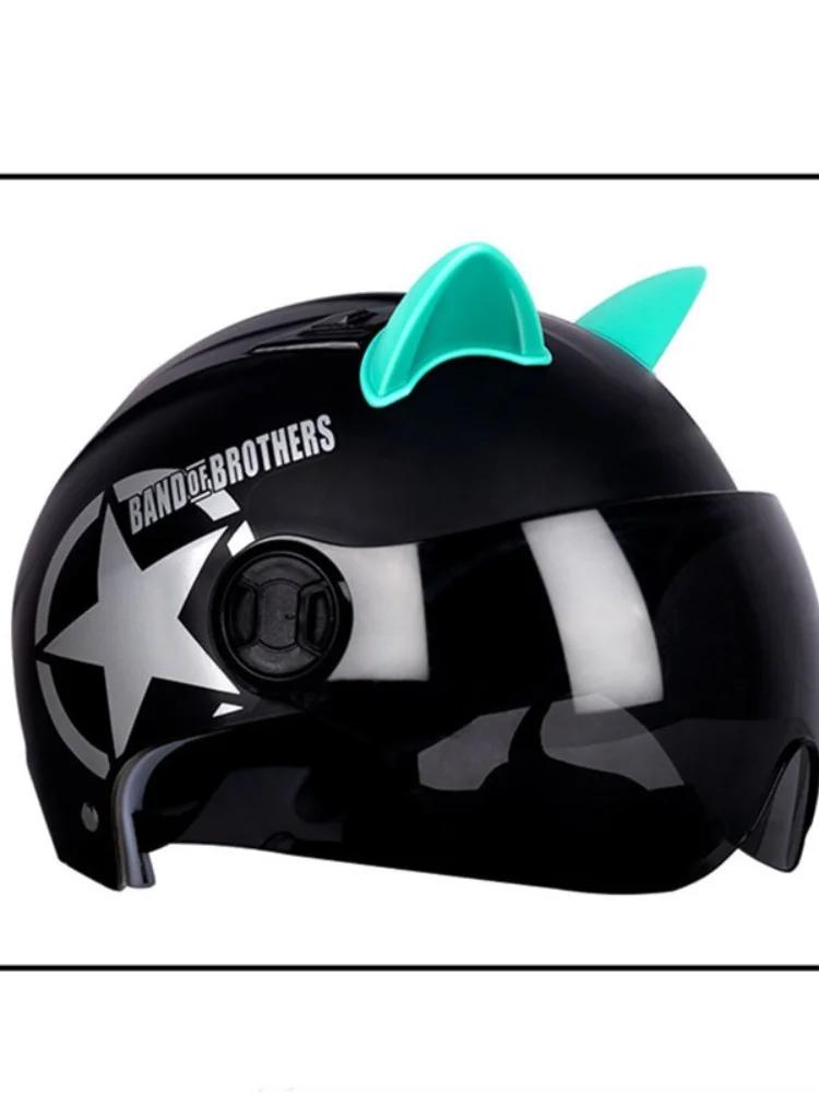 1 stk Bil Motorsykkel Sykkel Hjelm Katt Vakker Øredekorasjon Offroad Ansikt Full Djevelhorn