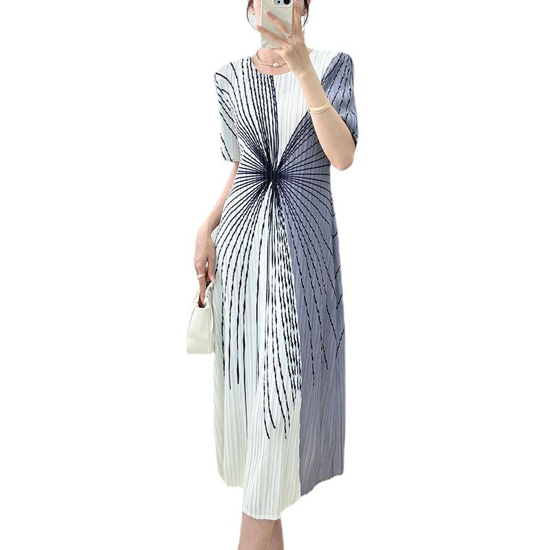 Vestido adelgazante con bloques de color de estilo maduro y ligero para mujer, nueva falda elegante de largo medio en forma de A de estilo veraniego para mujer