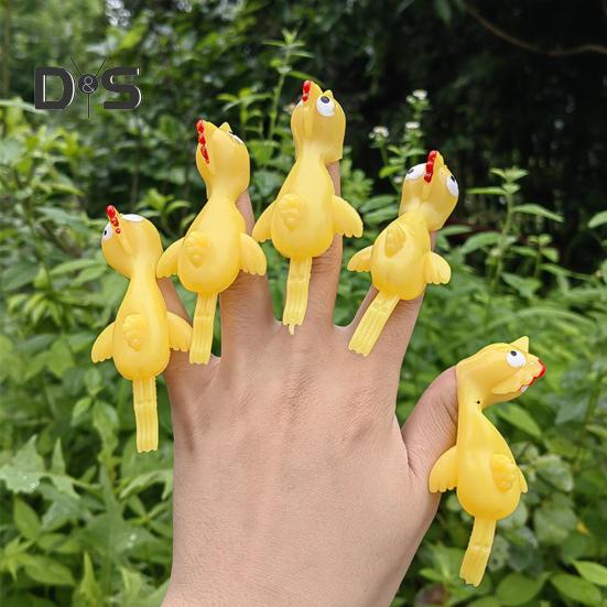 10Pcs Flying Chicken Catapult Rubber Chicken Finger Catapult Stretchy Chicken Shooter for Kids Indoor Outdoor Fun Christmas Party Favors Gift Goodie