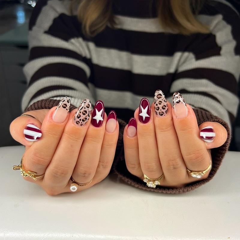 

24PCS Green Gradient French Press on False Nails Sweet Cool Cow Spotted Star Pattern Fake Nails for Women Wearable Almond Nails